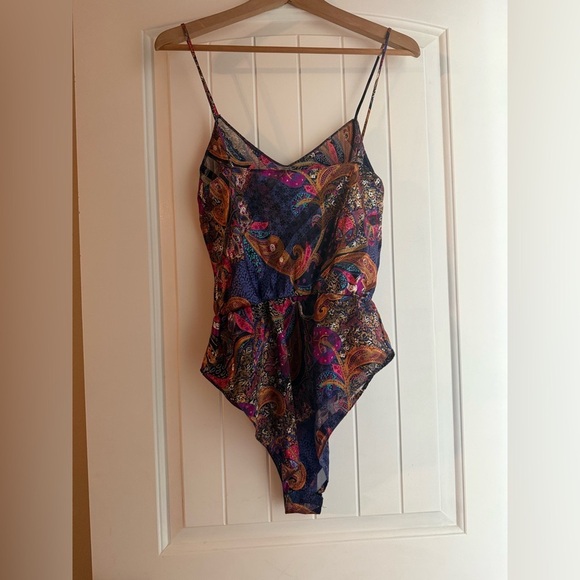 Lucie Ann II Vintage Vibrant Blue and Purple Chemise - Picture 1 of 9